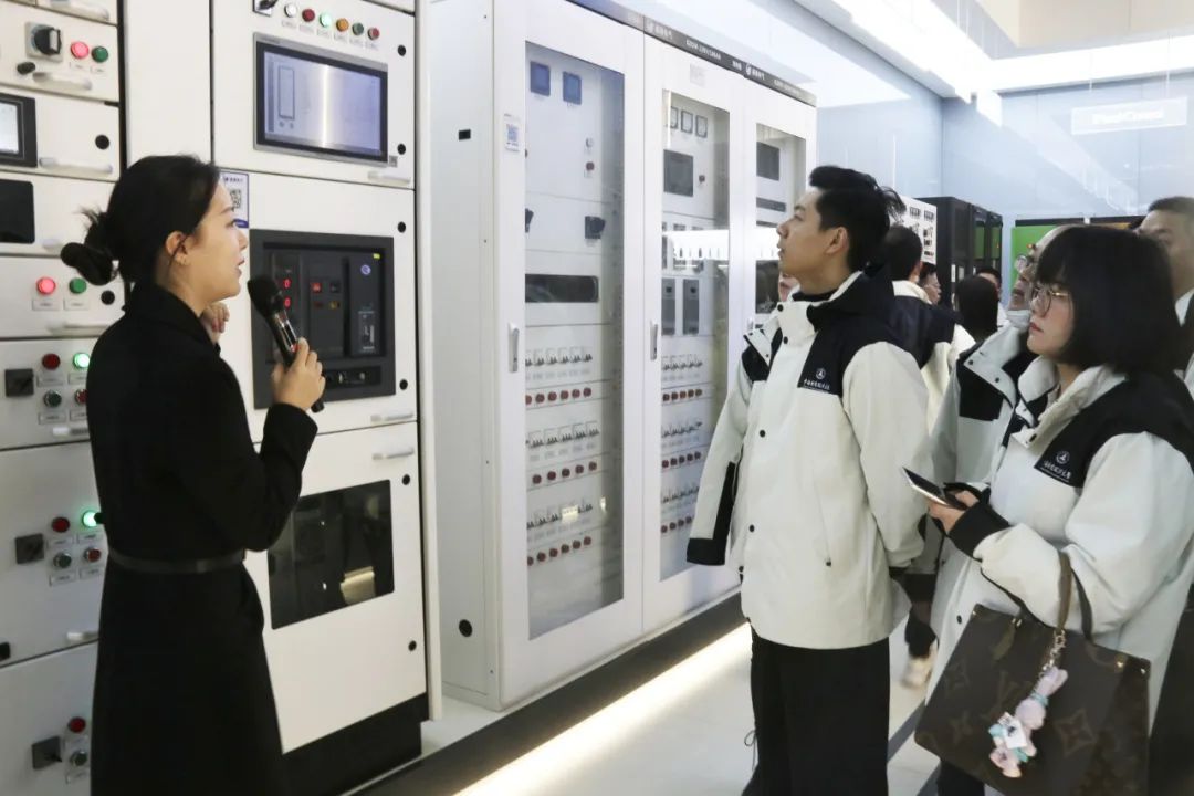 1708570397133673.jpg 640 (2).jpg