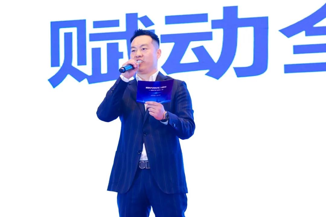 1739758316940164.jpg 640 (22).jpg