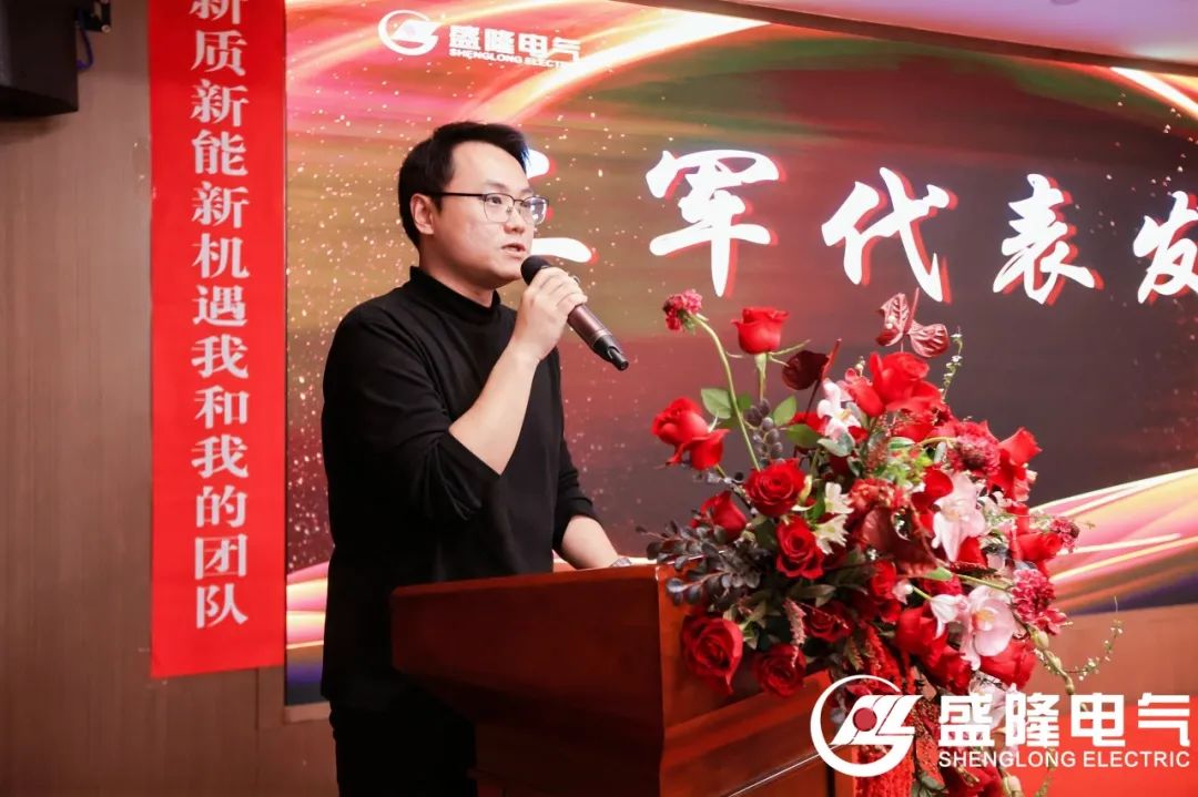 1739759786607518.jpg 640 (9).jpg