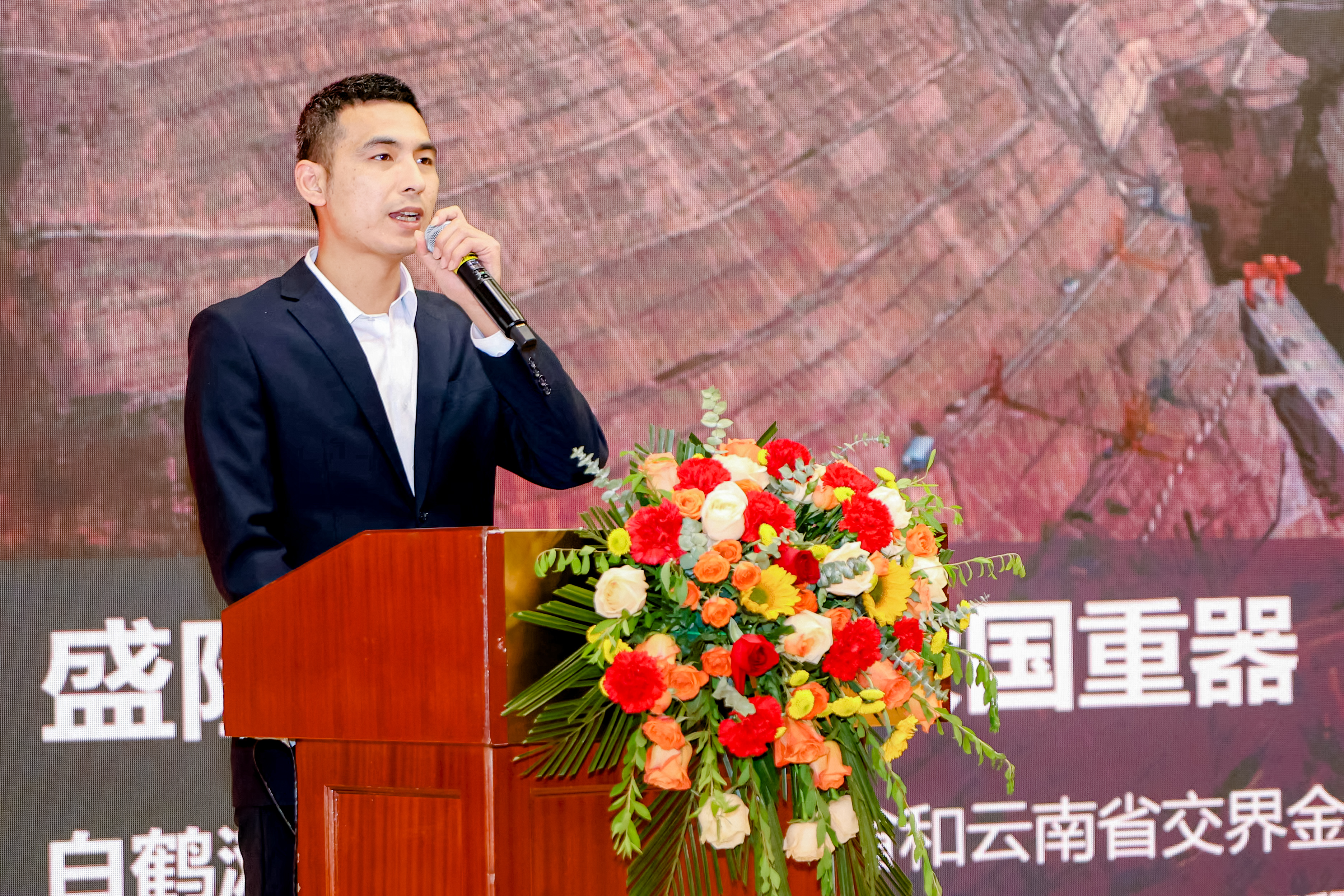 1746699135796042.jpg 1746699135796042.jpg