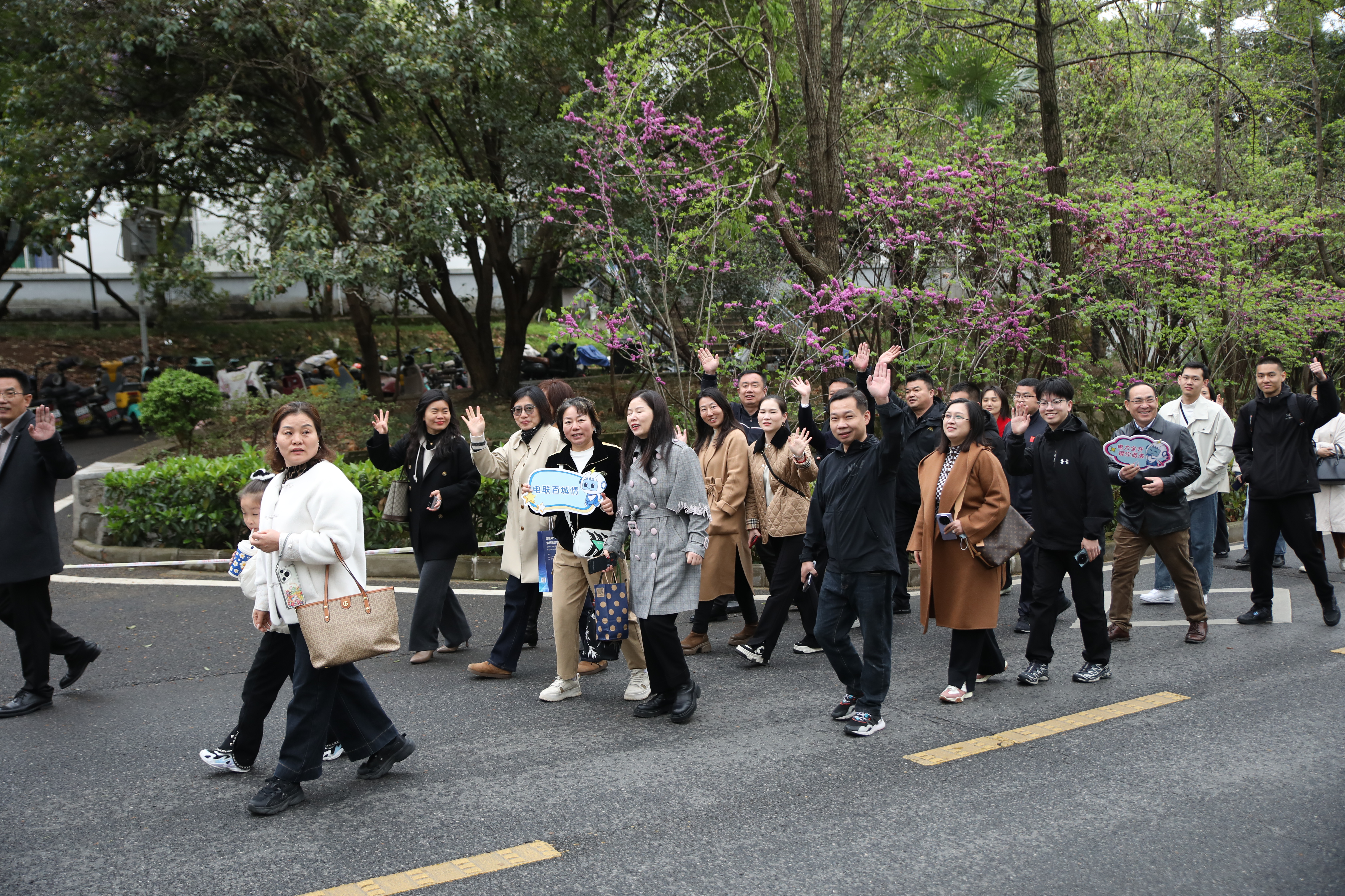 1746843964804563.jpg 1746843964804563.jpg