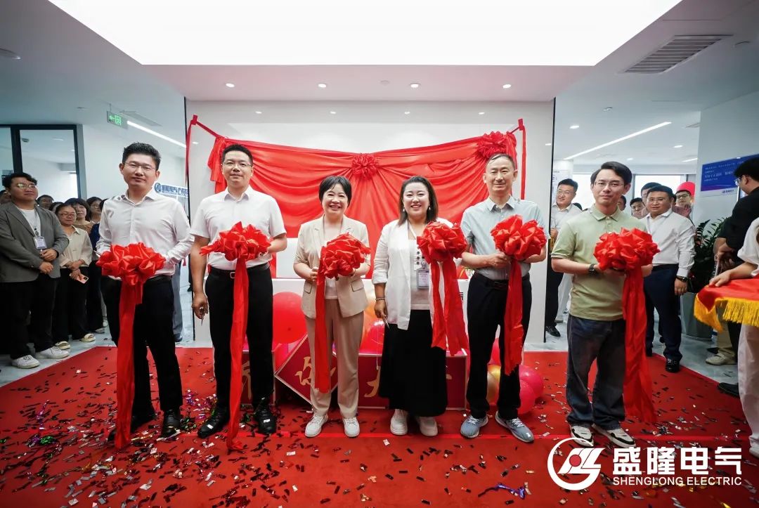 1754225176966458.jpg 1754225176966458.jpg